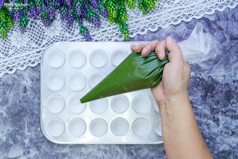 mini matcha brownies 05