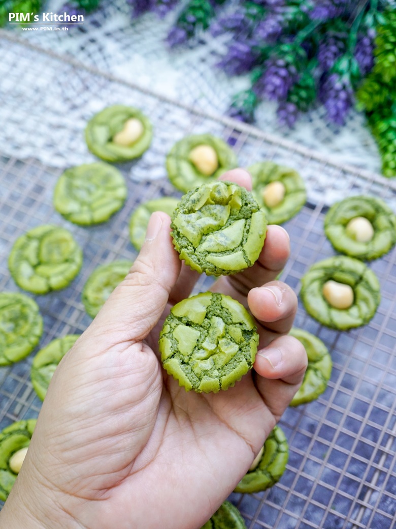 mini matcha brownies 11