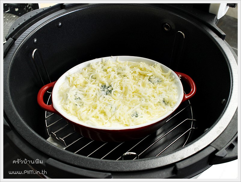 baked broccoli with cheese09