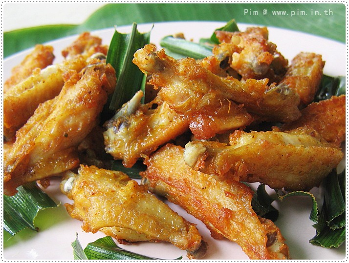 http://pim.in.th/images/all-side-dish-chicken-egg-duck/peek-kai-tod/spicy-peek-kai-tod-04.JPG