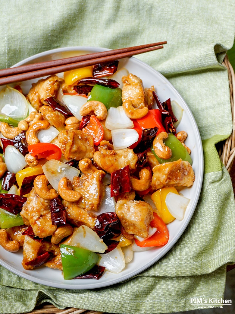 stir fried chicken with cashew nuts 12