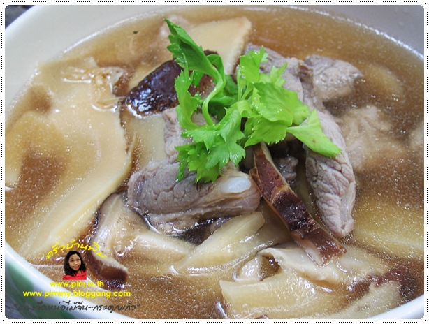 http://www.pim.in.th/images/all-side-dish-pork/chinese-bamboo-shoot-soup-with-pork/chinese-bamboo-shoot-soup-with-pork15.jpg