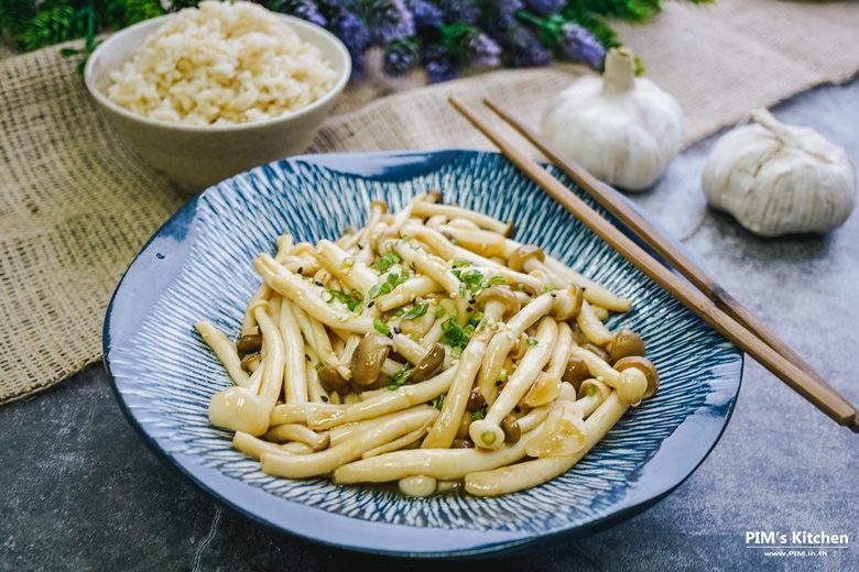 fried mushroom with garlic and butter 10