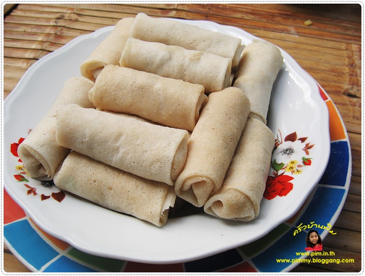 http://pim.in.th/images/all-thai-dessert/chicken-curry-spring-rolls/chicken-curry-spring-rolls-19.JPG