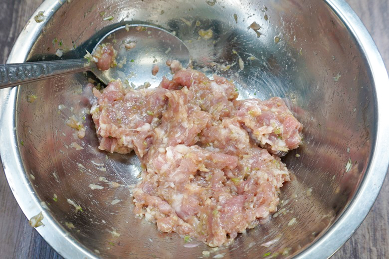 no fried bread with minced pork spread 13